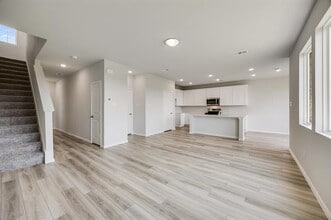 Building Photo - 419 Magellan Rd