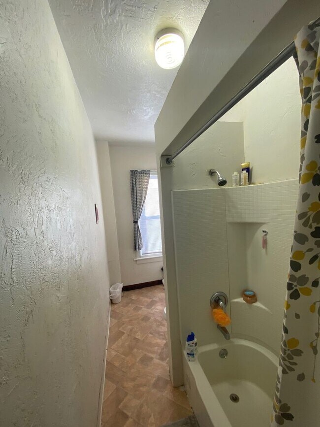 Foto del edificio - 79 S 16th St