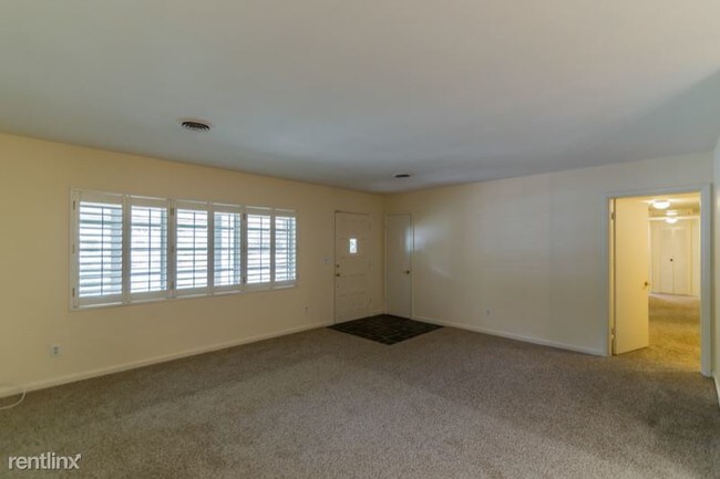 Building Photo - 4 br, 3 bath House - 1731 Summerland Avenue