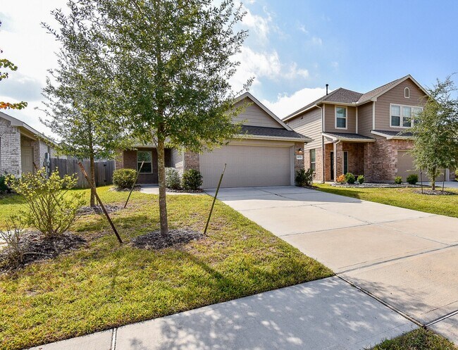 Foto del edificio - 18979 Buckley Oak Dr