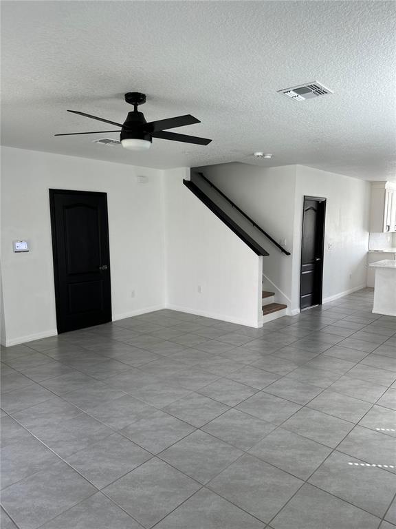 Foto del edificio - 12364 Bowes Branch Rd