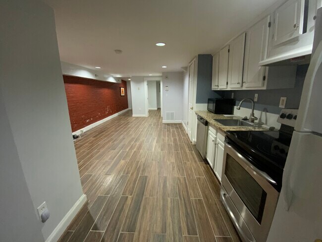 Foto del edificio - 1010 11th St NE