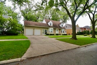 Building Photo - 1111 S Washington Ave Building Photo - 1111 S Washington Ave