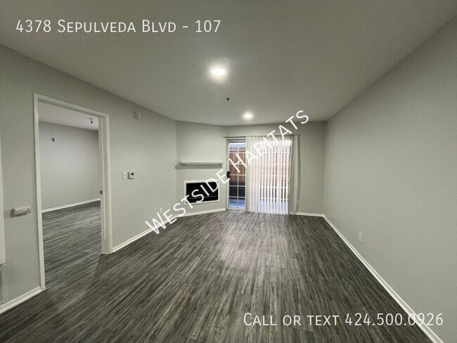 Building Photo - 4378 Sepulveda Blvd