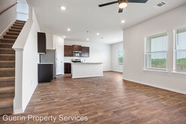 Foto del edificio - 3 br, 2.5 bath House - 4018 Bay Leaf Loop