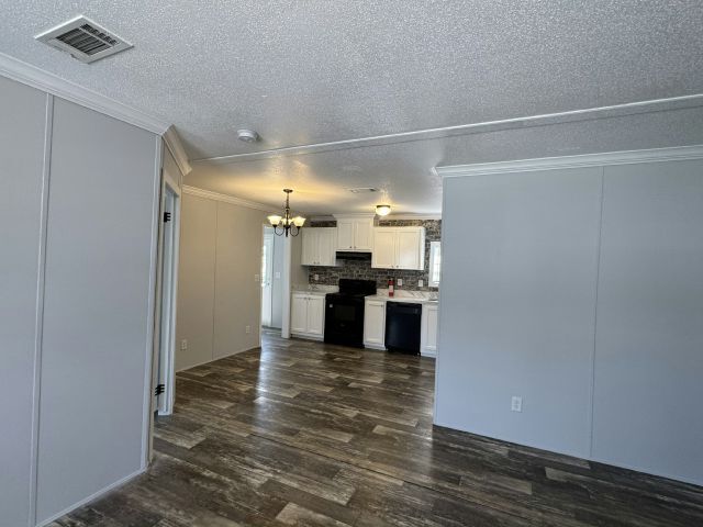 Building Photo - 9711 Linda Pl
