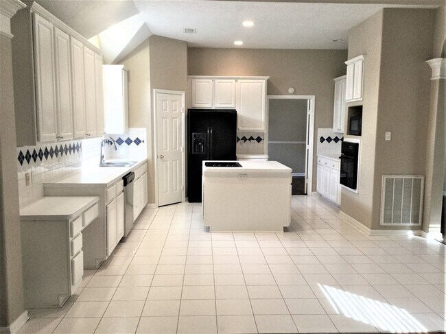 Foto del edificio - 15007 Red Cedar Bluff Ln