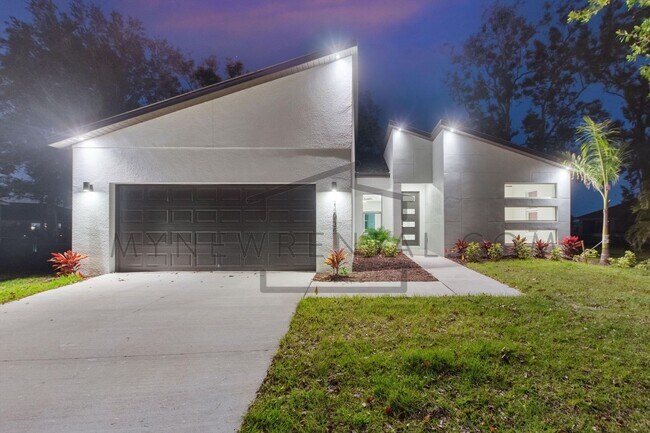 Building Photo - Deposit-Free! Modern Living on a Quiet CUL...
