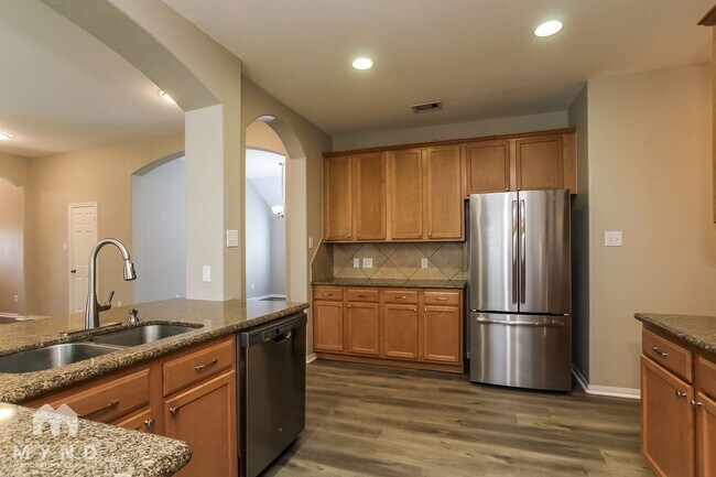 Building Photo - 21915 Colter Stone Dr