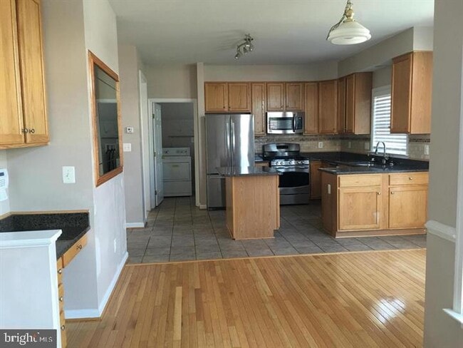 Building Photo - 25272 Ultimate Dr