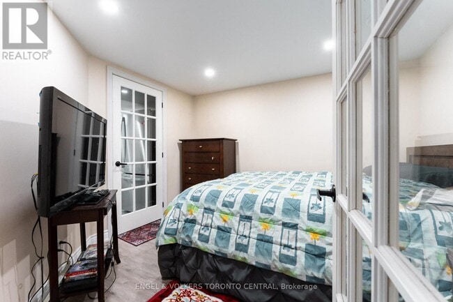 Building Photo - 767 Phillip Murray Ave