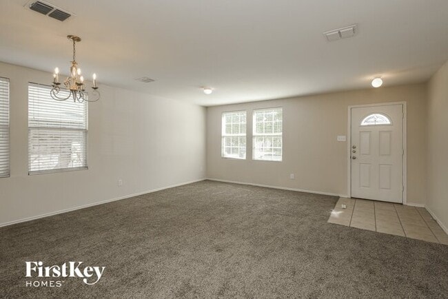 Building Photo - 852 Cats Eye Dr