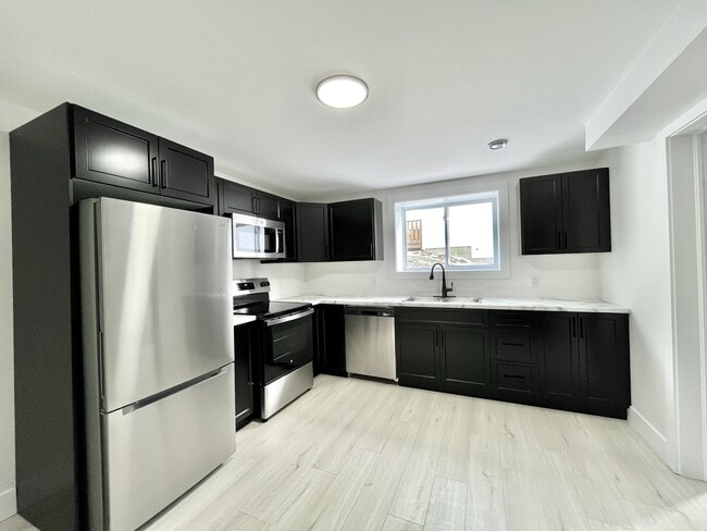 Photo du bâtiment - 82 Lasalle Dr