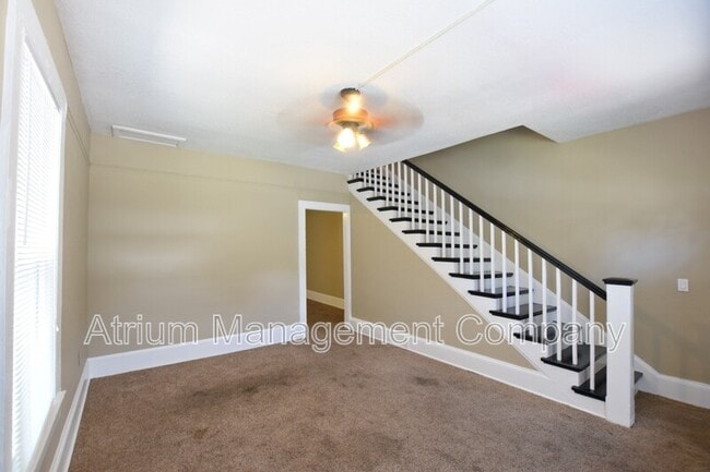 Building Photo - 206 W Wisconsin Ave