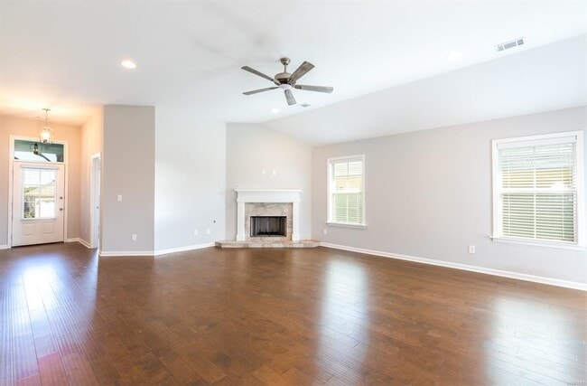 Building Photo - 7119 Birch Creek Trail