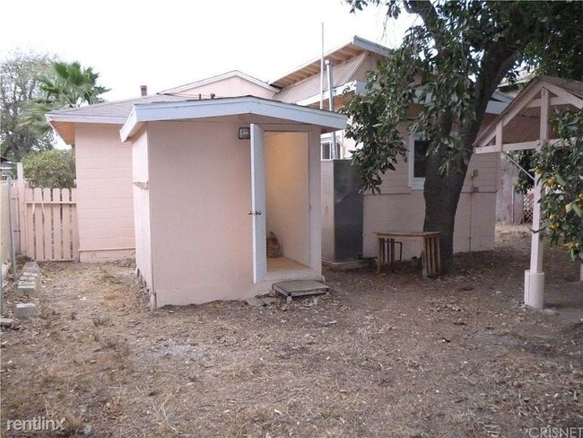 Building Photo - 2 br, 1 bath House - 235 S 13th St