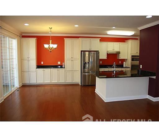 Foto del edificio - 204 Downey Ln