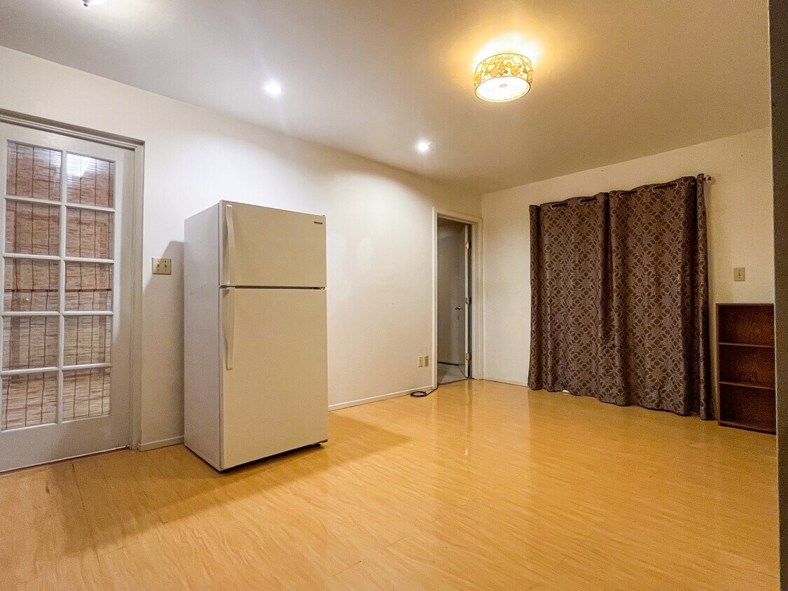 Foto principal - 27 Wilms Ave