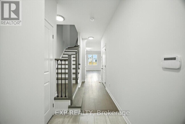 Building Photo - 27 MOCKINGBIRD Ln