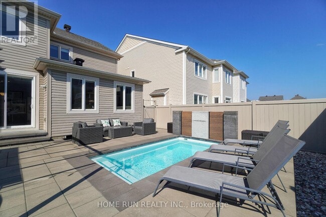 Photo du bâtiment - 754 Devario Cres