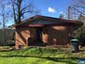 Building Photo - 130 Apple Tree Rd