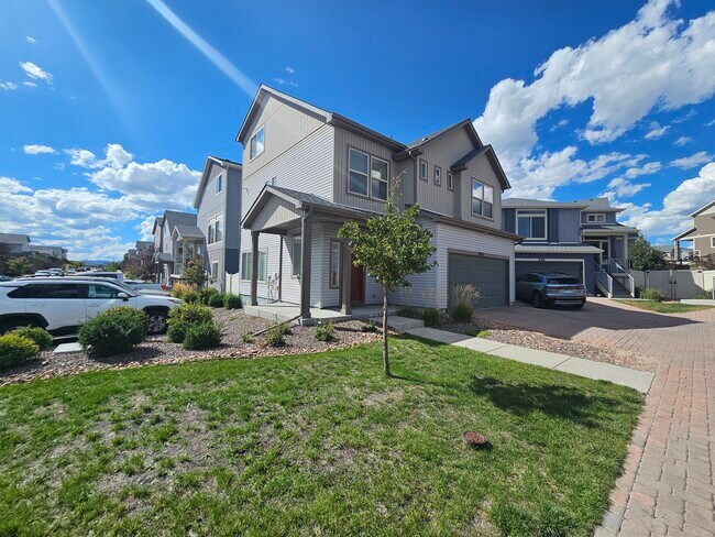 Foto del edificio - 9378 Timberlake Loop