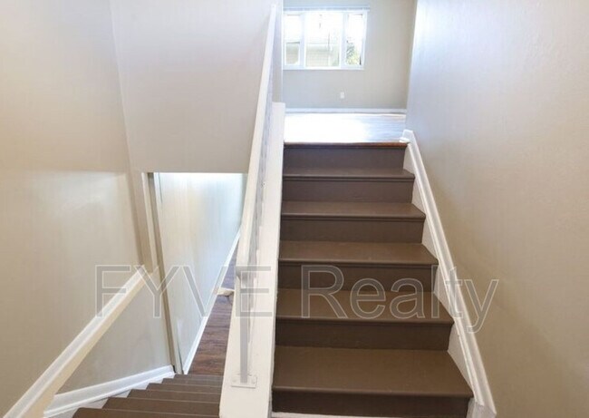 Building Photo - 767 Bradwell Dr