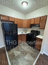 Building Photo - 641 Lincoln Ave