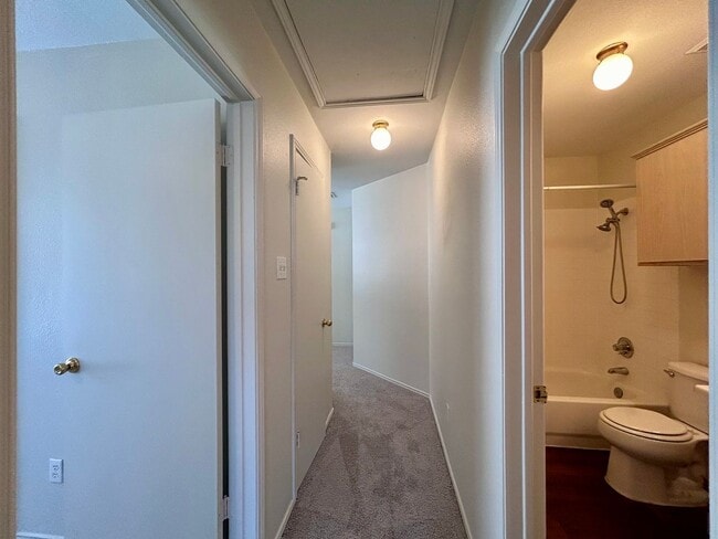 Building Photo - 9703 Nightjar Dr