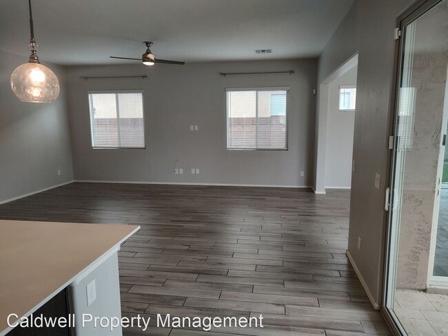 Building Photo - 3 br, 2.5 bath House - 22929 E. Desert Spo...