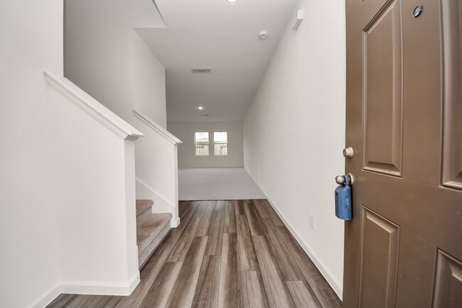 Foto del edificio - 18740 Lucas Michael Wy