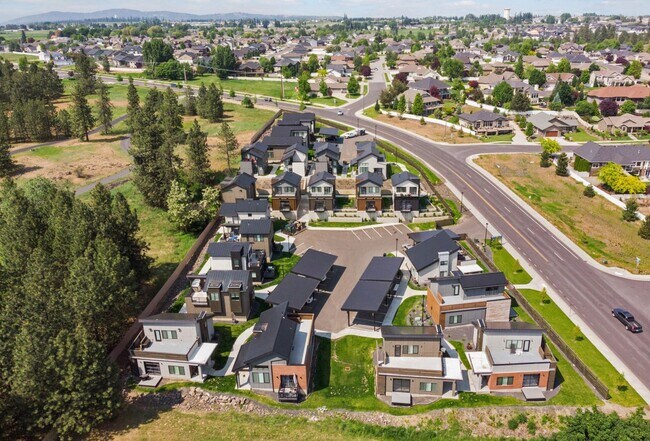 Foto del edificio - Modern 2 Bed, 2 Bath with Rooftop Patio! *HOLIDAY SPECIAL: ONE MONTH FREE*