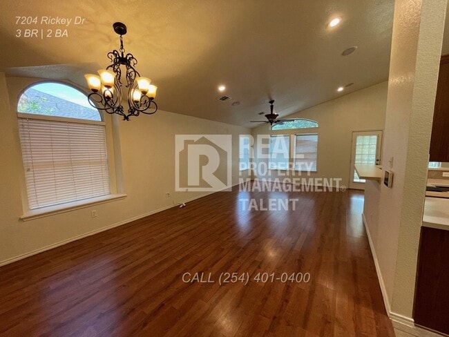 Building Photo - 7204 Rickey Dr