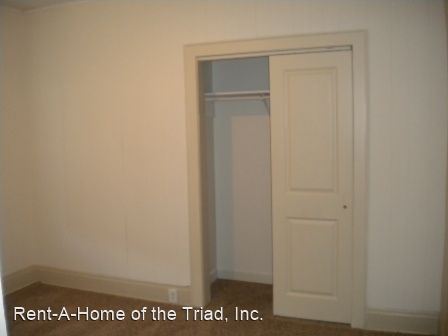 Building Photo - 4 br, 1 bath House - 3915 Clifton Road