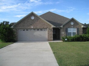 Building Photo - 27555 Michael Ln