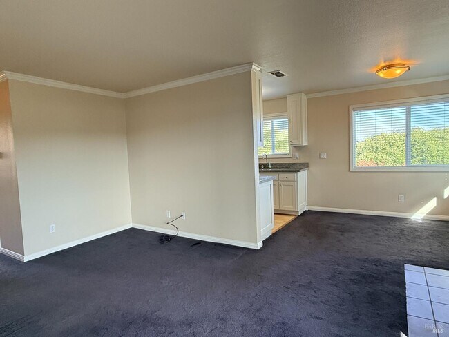 Foto del edificio - 310 Spyglass Pkwy