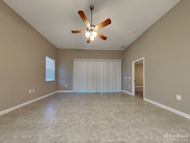 Building Photo - 30368 W Sheila Ln