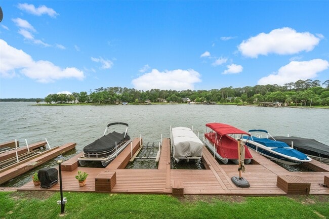 Foto del edificio - 801 River Rd