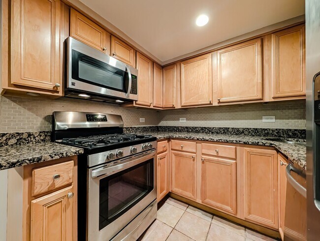 Foto del edificio - 1 bed 1 bed unit in South Old Irving Park