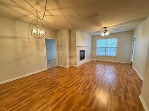 Building Photo - 4805 W Village Way