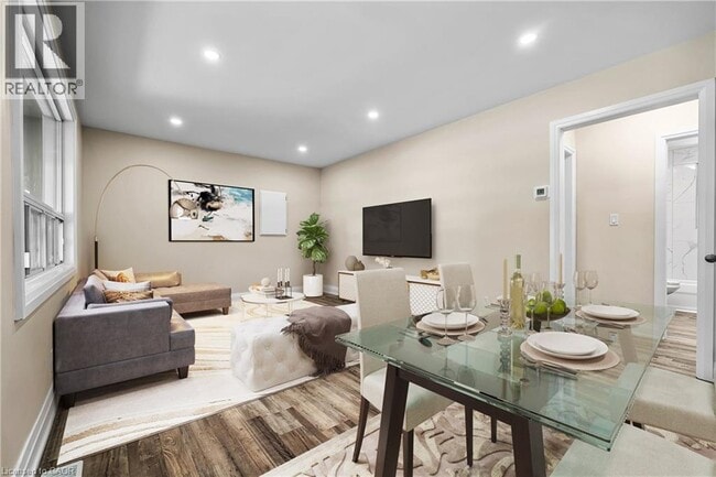 Building Photo - 77 W 4th St