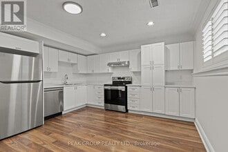 Building Photo - 3387 Cardinal Dr