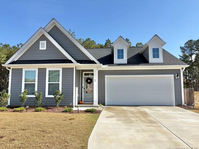 Foto del edificio - 67 Beacon Hl Rd