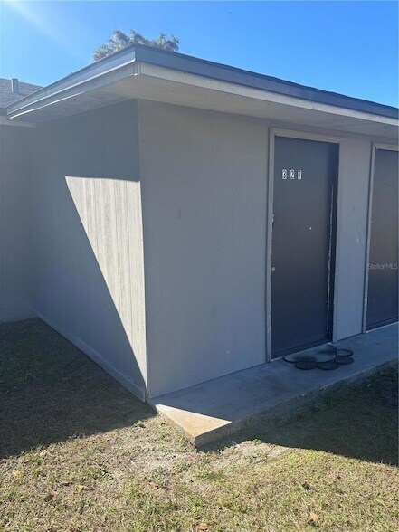 Foto del edificio - 327 Dundee Dr