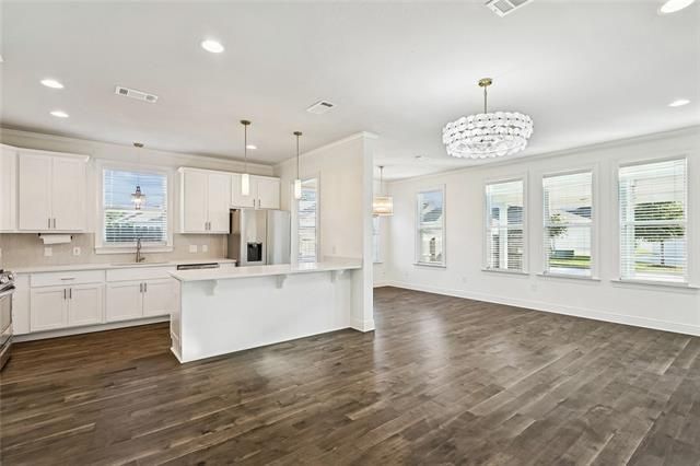 Building Photo - 1125 River Chase Dr