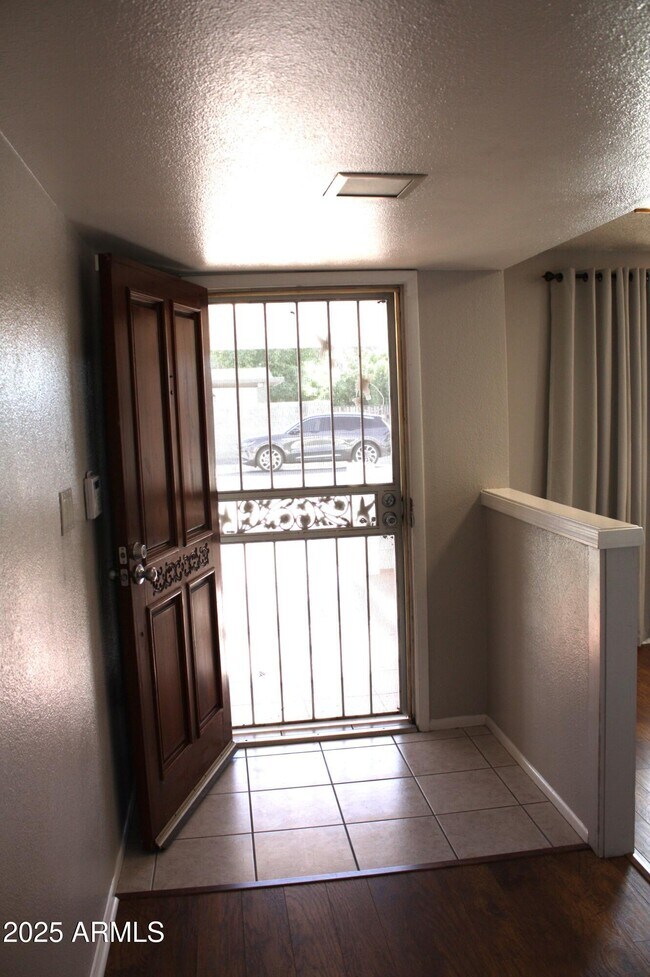 Foto del edificio - 15420 N 58th Ave