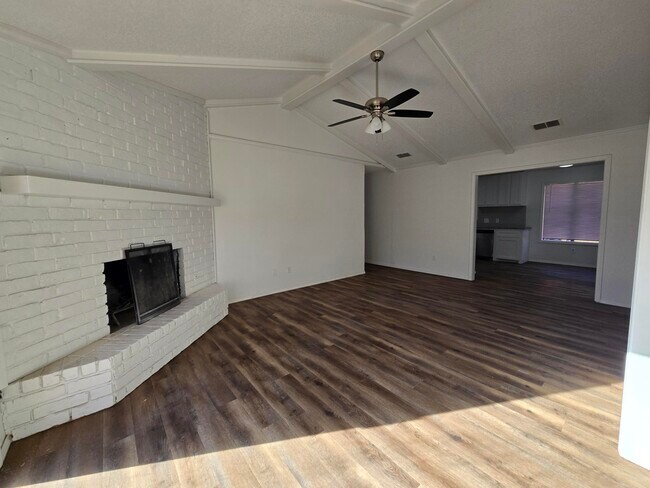 Foto del edificio - 2211 33rd St