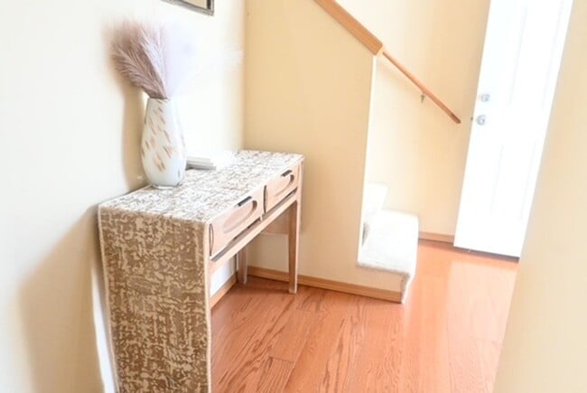 Building Photo - Lynnwood Home