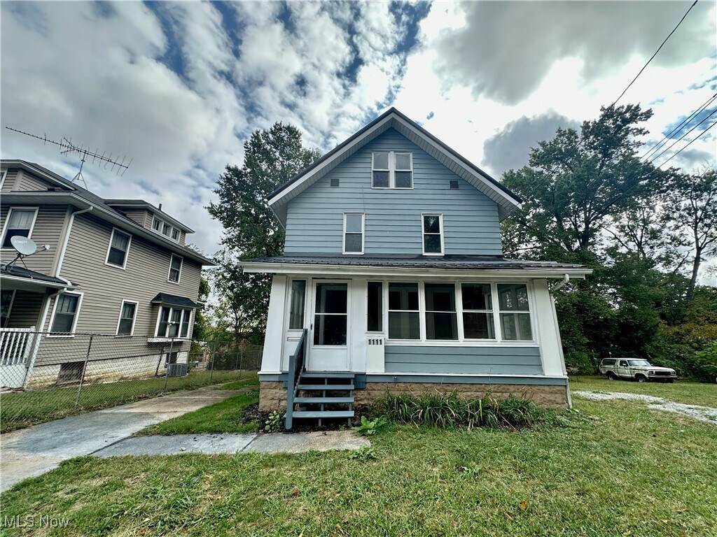 Foto principal - 1111 East Ave