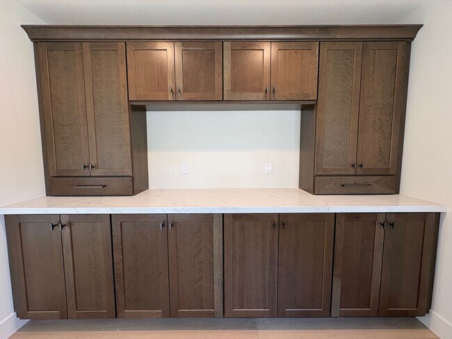 Foto del edificio - 916 Garcia Rd